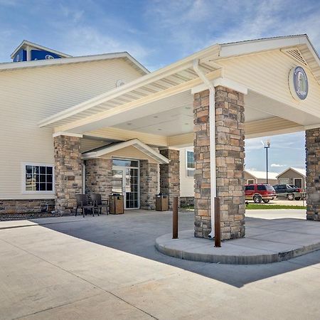 Cobblestone Inn & Suites - Big Lake Экстерьер фото