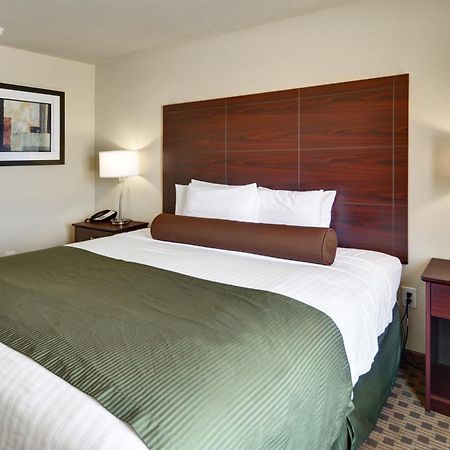 Cobblestone Inn & Suites - Big Lake Экстерьер фото