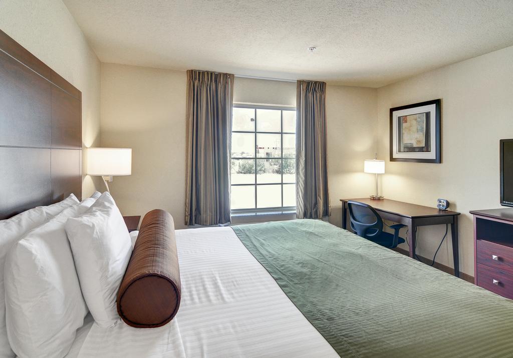Cobblestone Inn & Suites - Big Lake Экстерьер фото