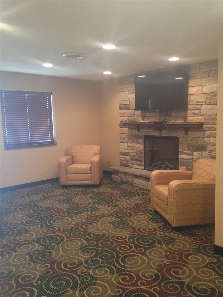Cobblestone Inn & Suites - Big Lake Экстерьер фото